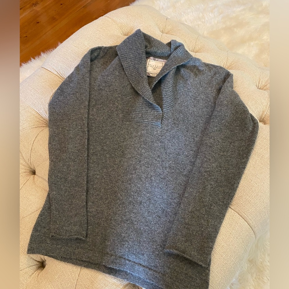 Cashmere sweater, size m.